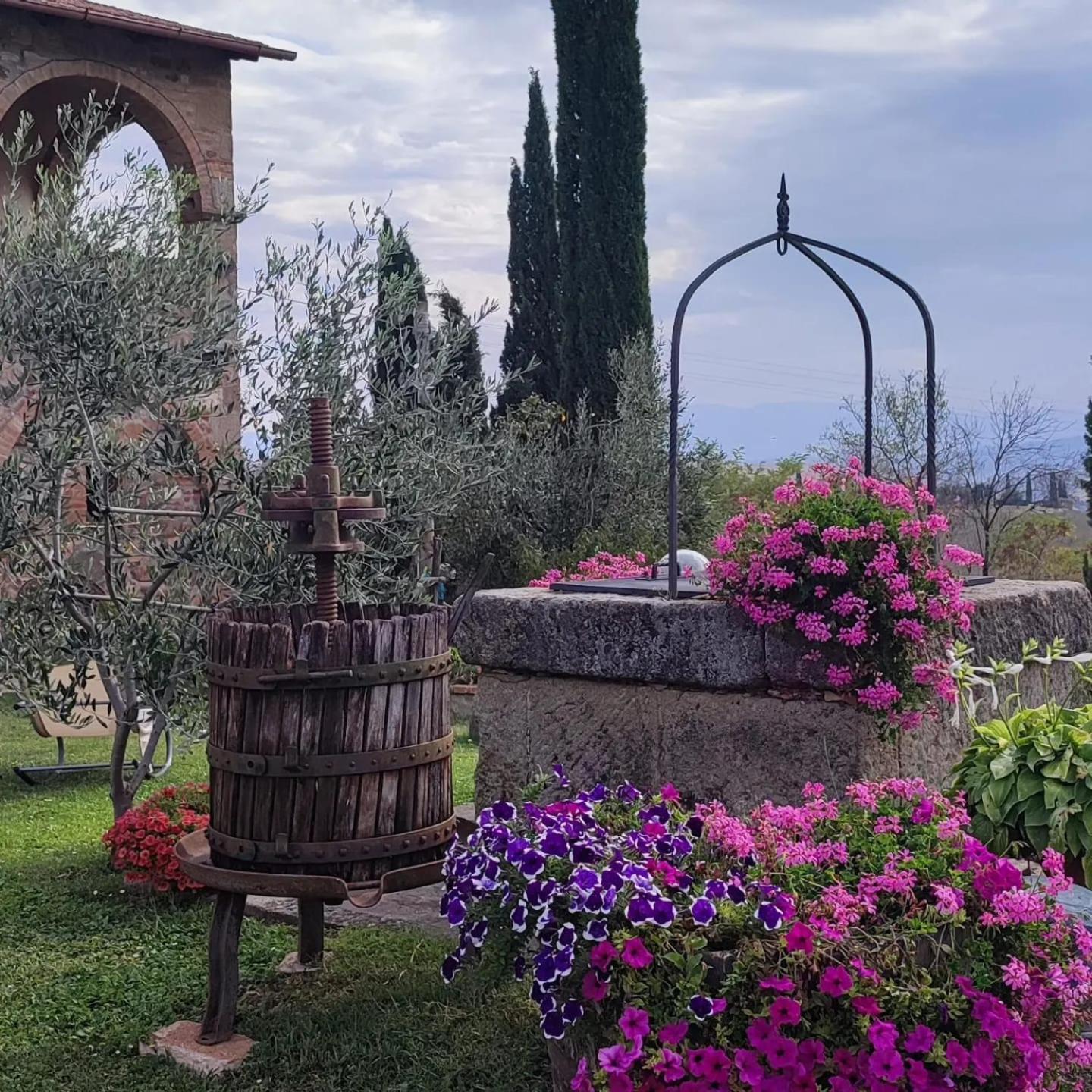 Agriturismo Il Pozzo Castiglione dʼOrcia Zewnętrze zdjęcie